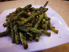 -维吾尔餐厅(宜山路店)