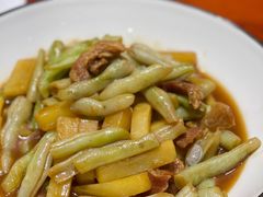 -乔家小院•非遗驴肉•青岛菜(滨河路店)