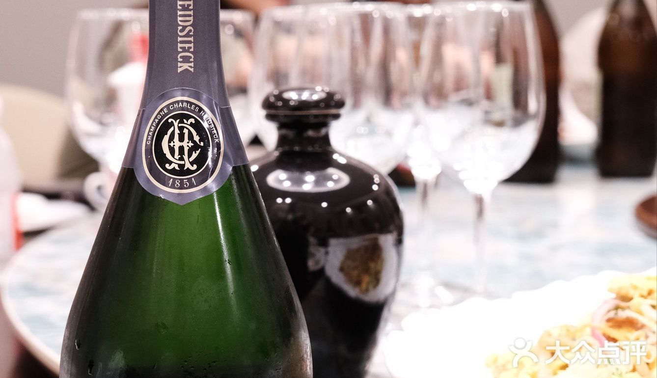 温润酒家，呵护友情