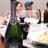 温润酒家，呵护友情