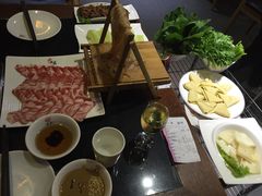 -重庆德庄火锅(体育中心店)