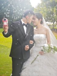 -MAO亲爱的猫婚纱摄影工作室