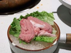 -墨居上隐·院子里火锅(峨眉店)
