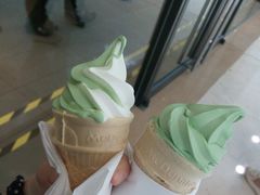 抹茶甜筒-麦当劳(无锡滨湖万达店)