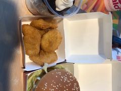 -麦当劳(展览路店)