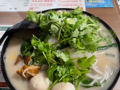 -肥汁米蘭香港米线(长宁来福士店)