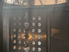 -穹六人间 people 6(岳阳路店)