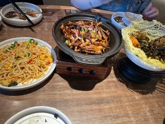 -云海肴云南菜(浦江欢乐颂店)