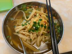 -卓雅桂林米粉