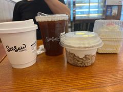 -红宝石·鲜奶小方·海派西点房(南丹店)