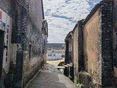 -皇思扬古围村