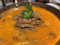 -香山湖家家宴(中山陵店)