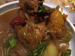-锅老头海鲜铁锅炖