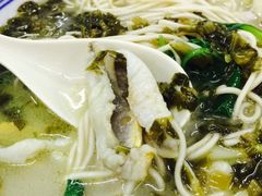 -明呈黄鱼面馆(斜土路店)