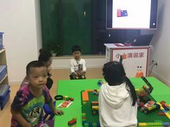 -凤凰机器人乐高编程活动中心(星湖校区)