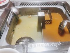 -海底捞火锅(漕宝路店)
