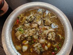 -有红鸡毛店·川菜(建设路店)