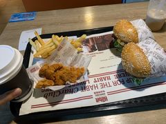 -The Habit Burger Grill 哈比特汉堡(复兴soho店)