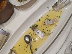 -梅花香里大酒店(郁金香路店)