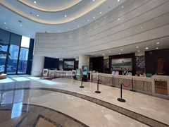 -海亮广场大酒店(万象城中山路地铁站店)