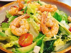 柠檬汁拌扒鲜虾牛油果沙拉-G+KITCHEN(龙湖狮山天街店)