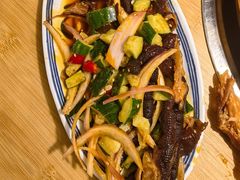 -洱火云南酸菜牛肉火锅(石景山当代商城店)