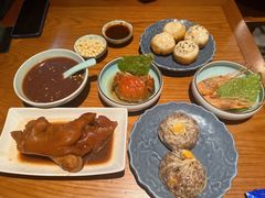 酱猪蹄-鑫震源·苏式大虾生煎(山塘街店)