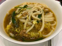 小锅米线-香巴拉云南餐厅(华莱坞店)