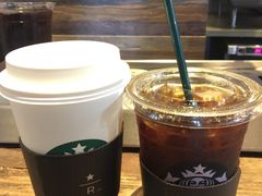 -星巴克(武康路店)