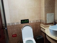 -明华泰康酒店(北京万丰路七里庄地铁站店)