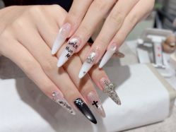-艾珂·美甲美睫
