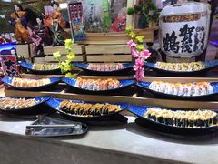 -锤头鲨毛肚海鲜烤肉自助餐厅(国购广场店)