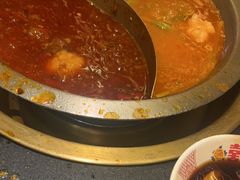 -沸炉重庆老火锅(军事博物馆店)