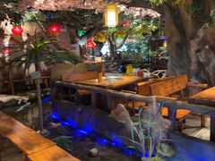 -城墙拐拐火锅(三峡广场黑金冠店)