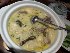 馄饨老鸭煲-東大方(海宁海昌路店)