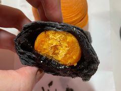 乌豆蛋黄酥-陶陶居饼家(惠福东路店)