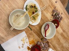 -雷祖芳老妈蹄花店