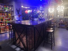-KingBull私教健身&格斗订制(龙井商业中心店)