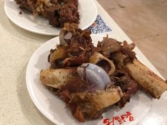 -泉福居酱骨头自助广场(南大街商业步行街店)