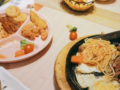 -万宝财富商业广场