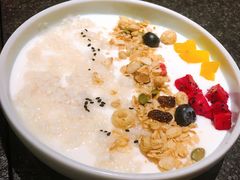 金桃酸奶-丝路金桃·新疆菜(徐汇店)