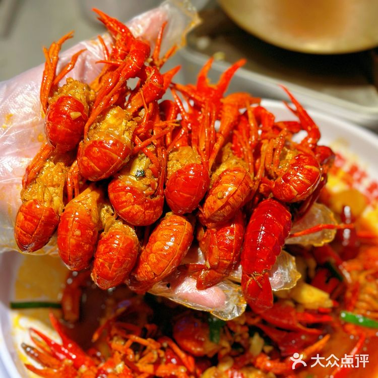 🔵蛮憨憨|我的2️⃣0️⃣2️⃣4️⃣年第一顿小龙虾‼️