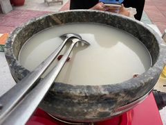 -墨脱石锅椰子鸡•香草鸭•东山羊(大东海店)