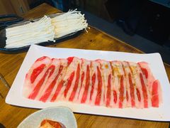 猪五花肉-牛人·雪花牛·木炭烤肉(昆山陆家店)