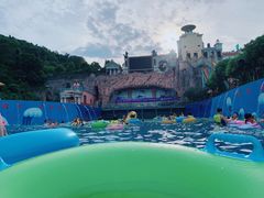 -平湖九龙山乐满地水上乐园