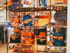 -VENCHI 闻绮(广州太古汇店)