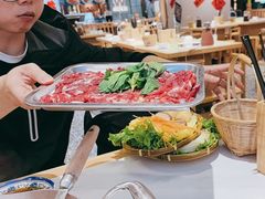-王奋斗贵州酸汤牛肉火锅