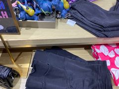-URBAN REVIVO(济南世茂广场店)