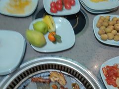 -金滏山·烤肉海鲜火锅自助(襄阳万达店)