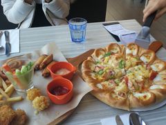 -必胜客(武汉欢乐谷店)